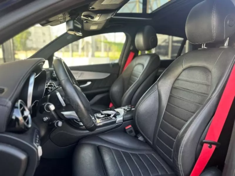 Mercedes-Benz GLC-Class   - 2019