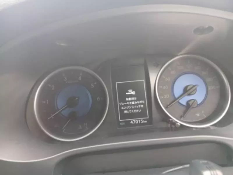 Toyota Hilux   - 2017
