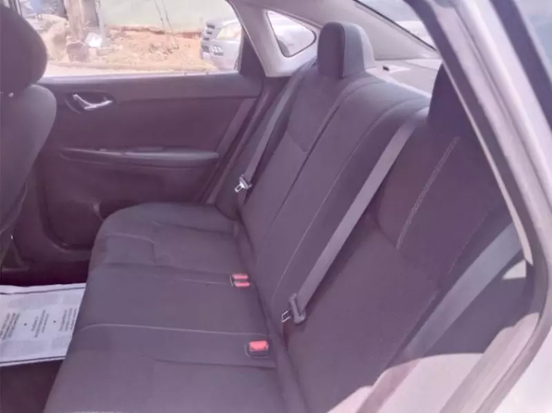 Nissan Sentra   - 2017