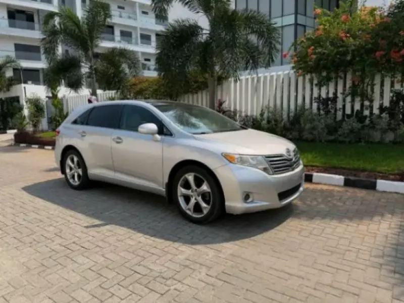 Toyota Venza   - 2013
