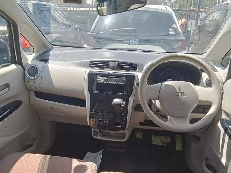Mitsubishi wagon    - 2018