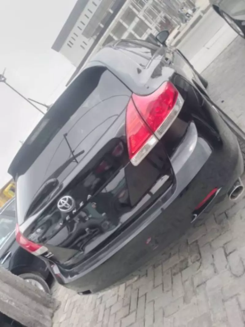 Toyota Venza   - 2010