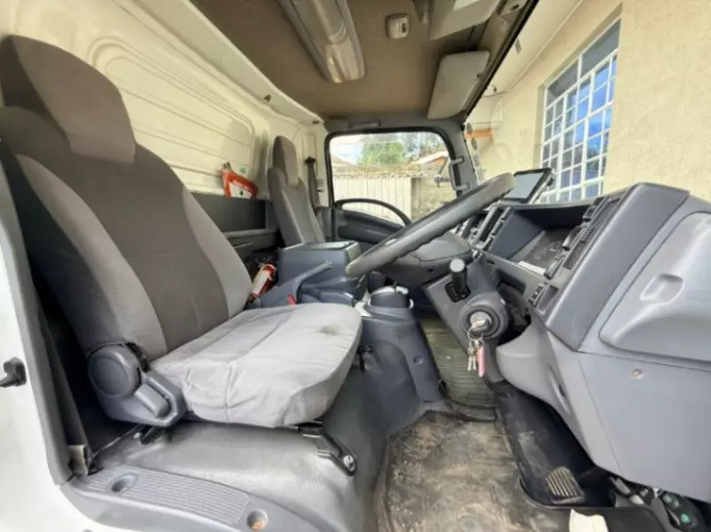 Isuzu Elf   - 2016