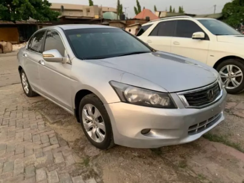 Honda Accord   - 2008