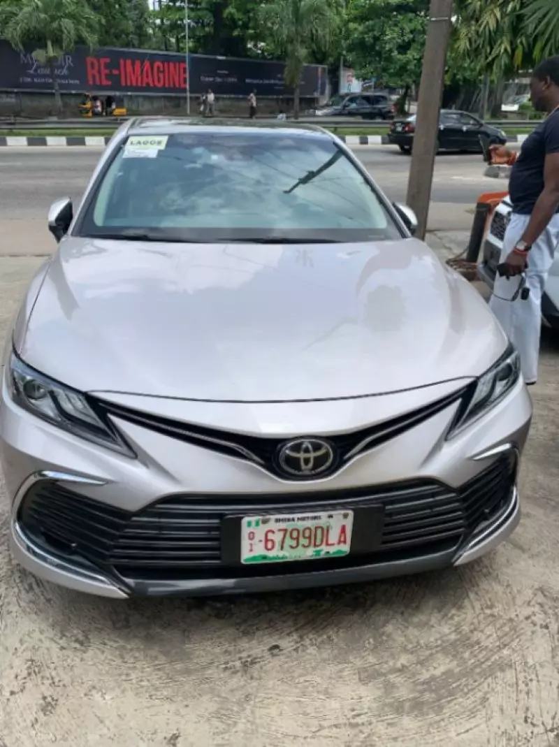 TOYOTA Camry   - 2022