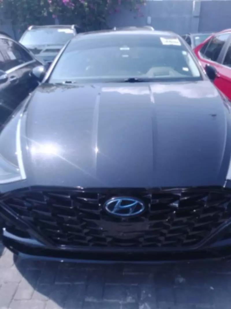 Hyundai Sonata   - 2020