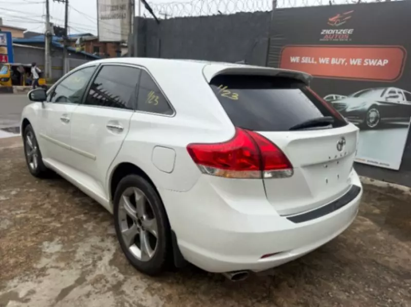 Toyota Venza   - 2009