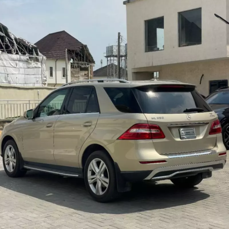 Mercedes-Benz ML 350   - 2012