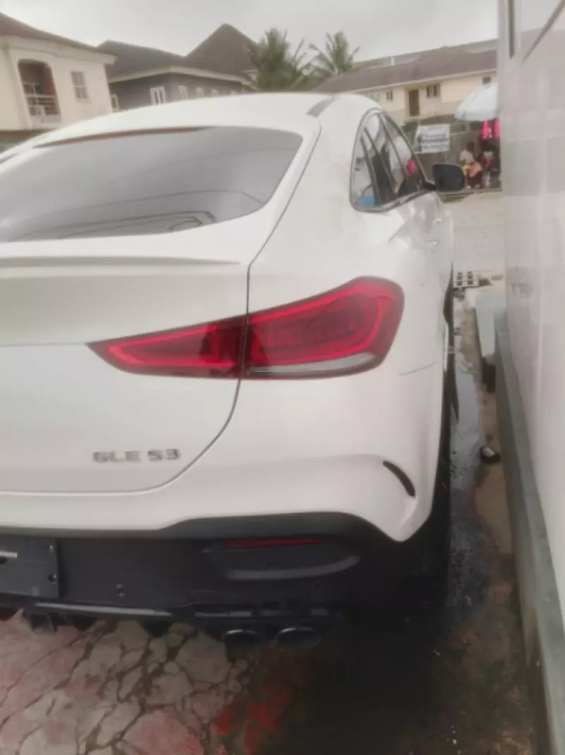Mercedes-Benz GLE 53 AMG   - 2021