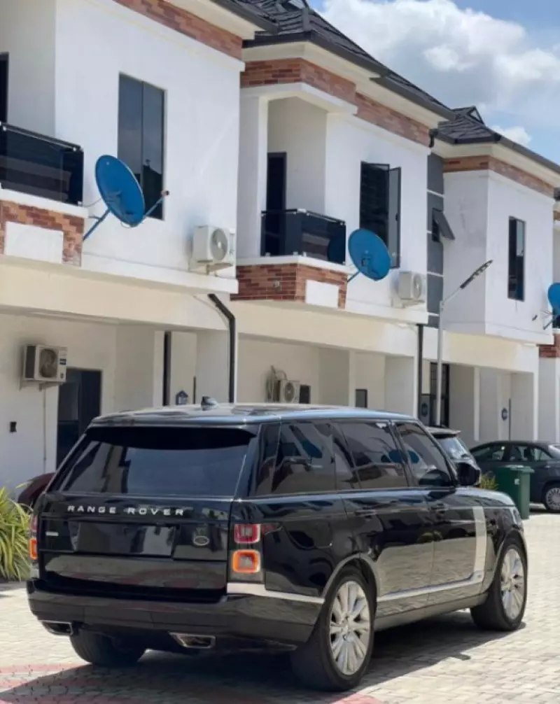 Land Rover Range Rover   - 2017