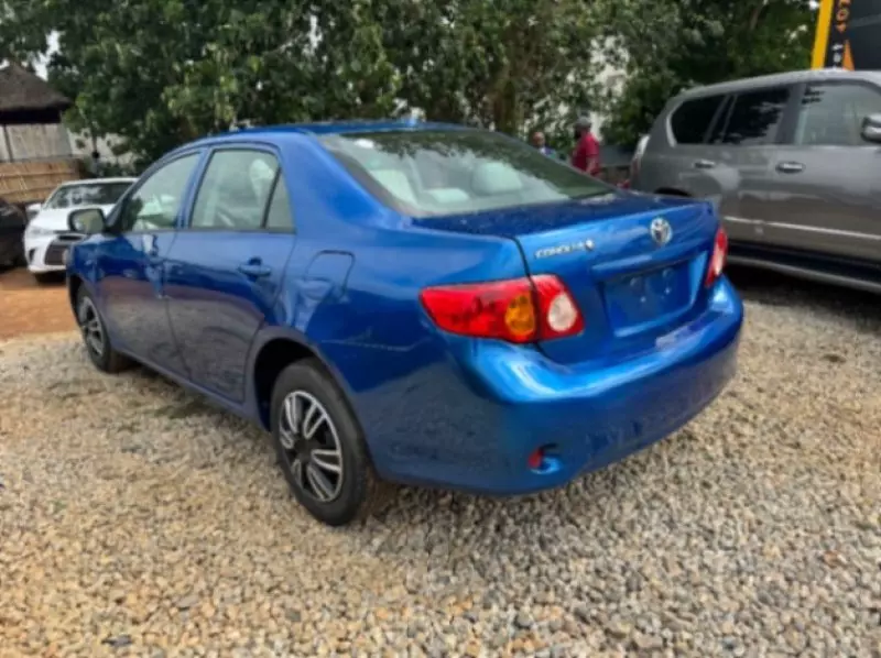 Toyota Corolla - 2009