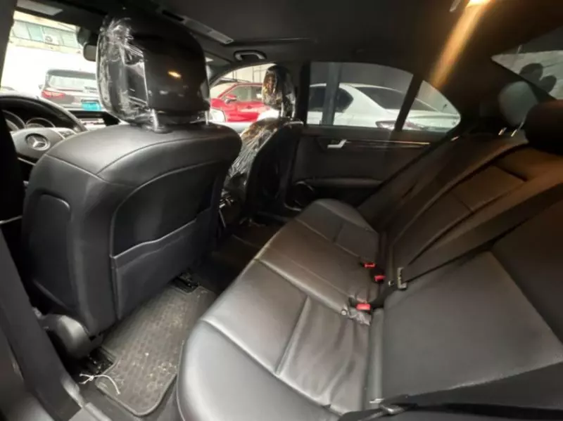 Mercedes-Benz C 300   - 2013