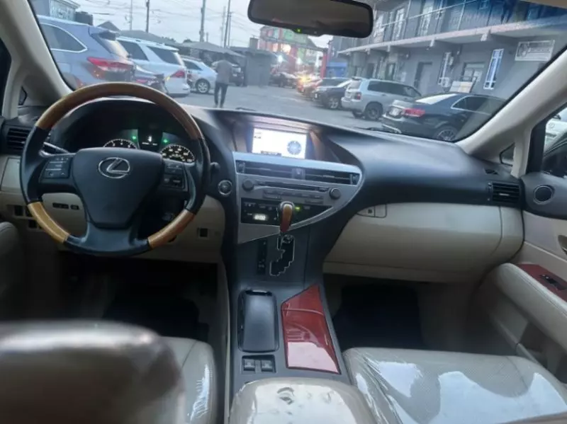 Lexus RX   - 2011