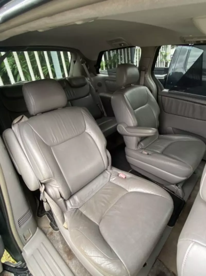 TOYOTA Sienna   - 2004