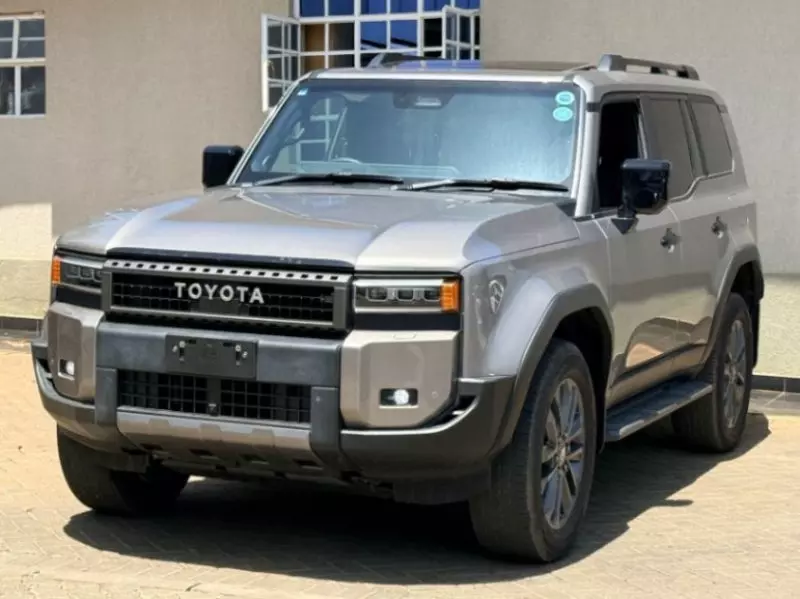 Toyota Land Cruiser Prado   - 2024