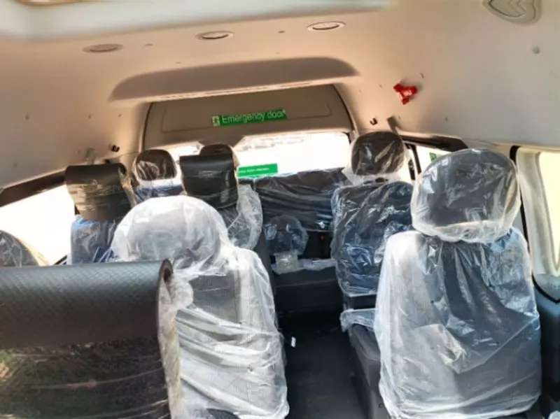 TOYOTA Hiace   - 2013