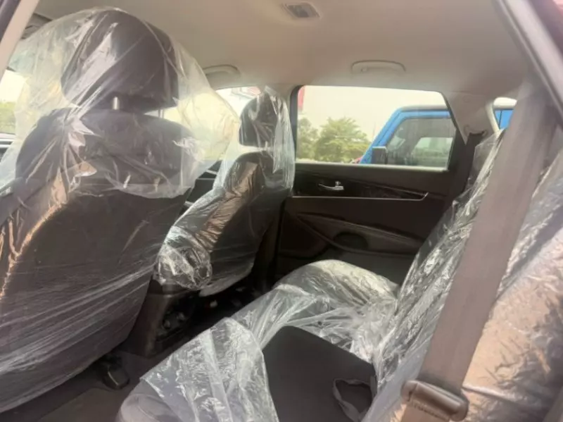 KIA Sorento EX   - 2017