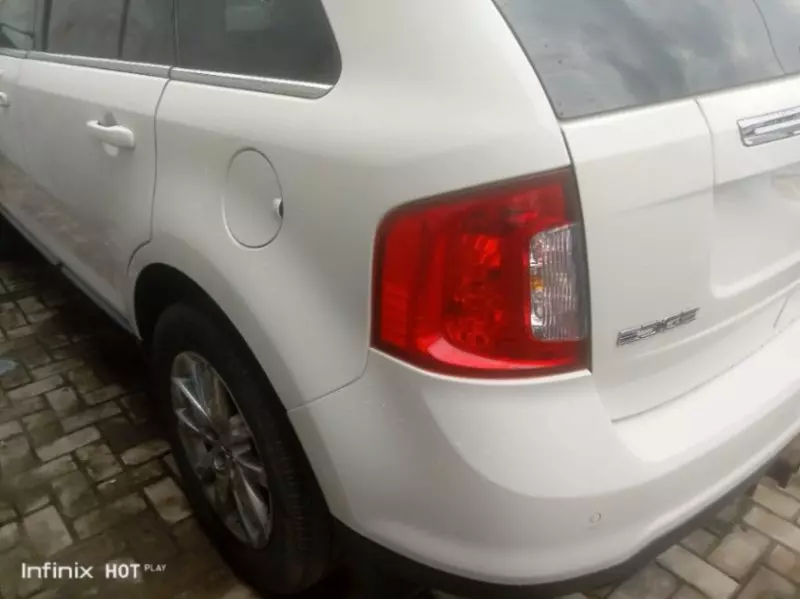 Ford Edge   - 2011