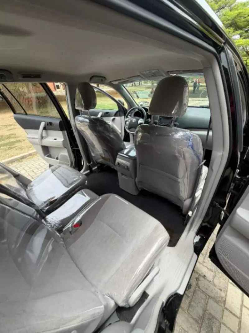 Toyota Highlander   - 2013