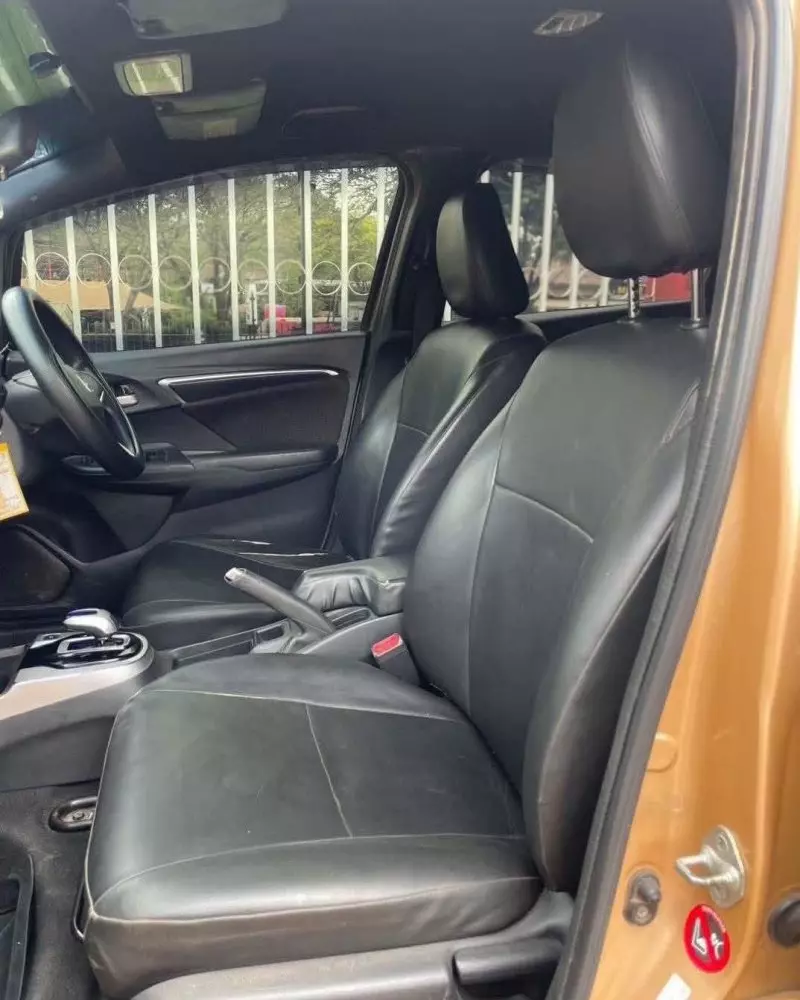 Honda Fit   - 2013
