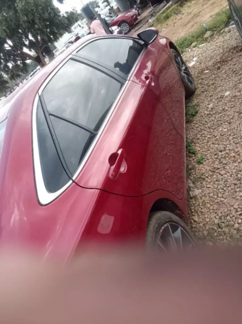 TOYOTA Camry - 2015