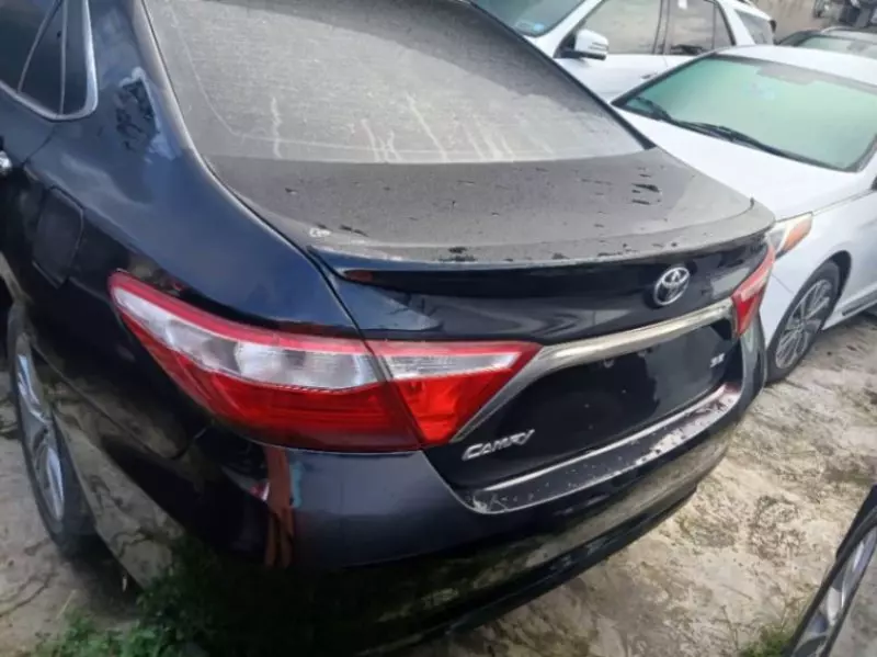 Toyota Camry   - 2015