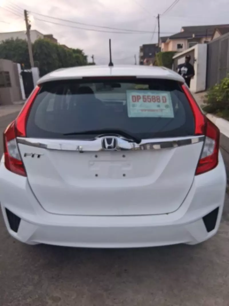 Honda Fit   - 2017
