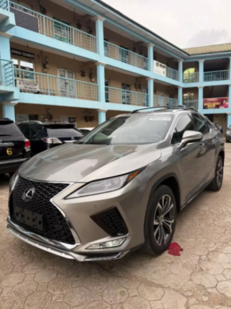 Lexus RX   - 2020