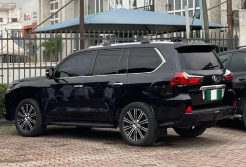 Lexus LX 570   - 2016