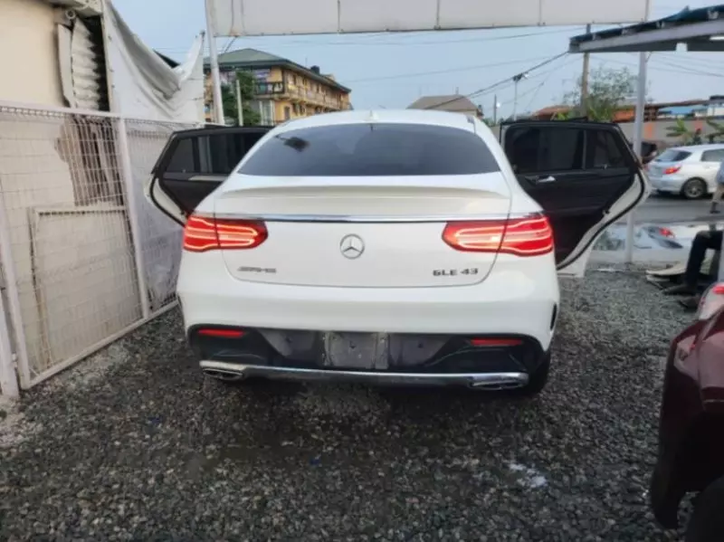 Mercedes-Benz GLE-Class   - 2017