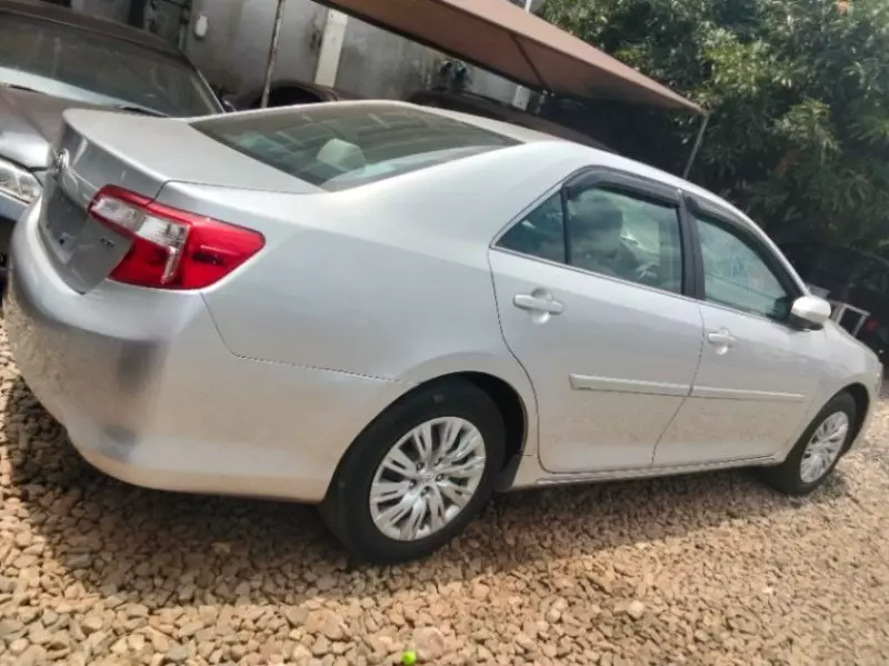 TOYOTA Camry   - 2013