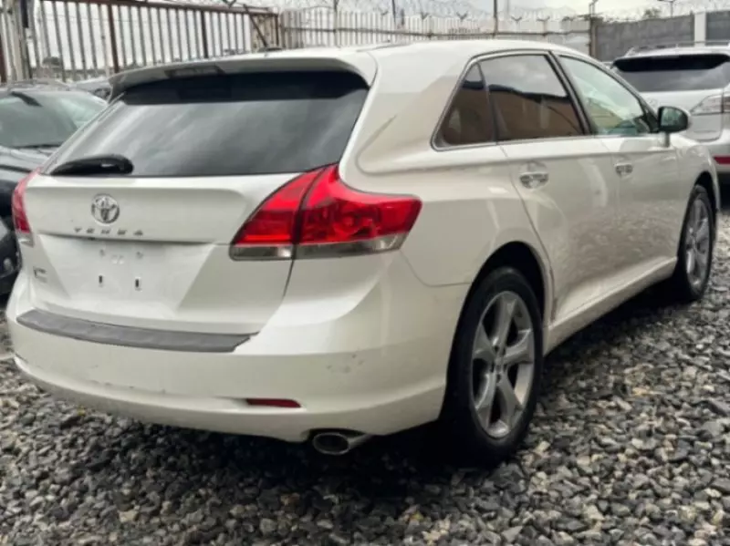 TOYOTA Venza   - 2009