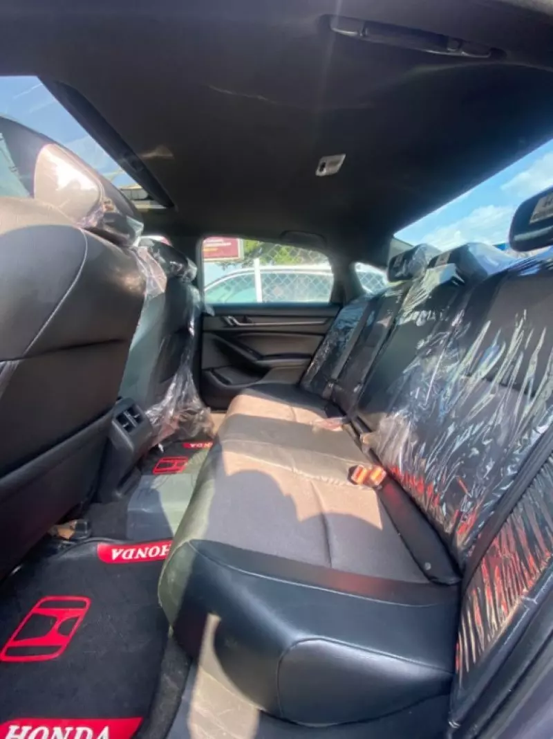 Honda Accord   - 2018