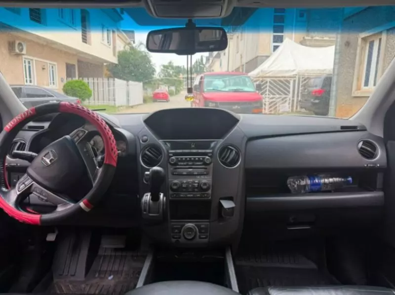 Honda Pilot - 2012