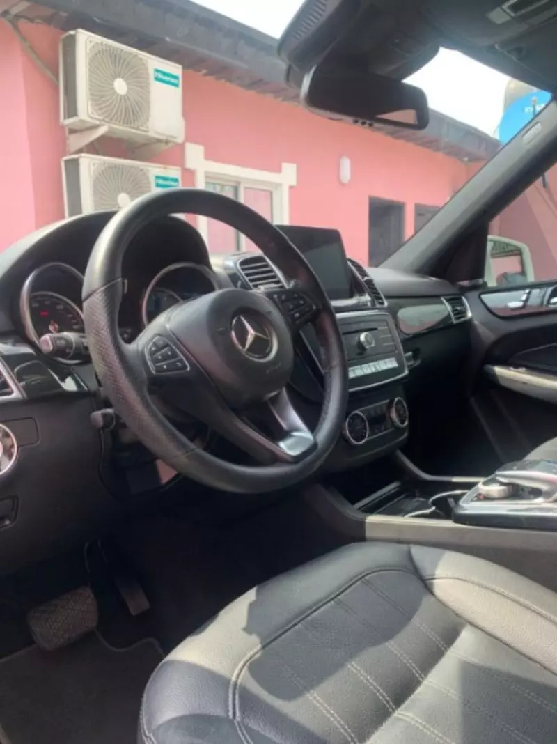 Mercedes-Benz GLE 350   - 2017