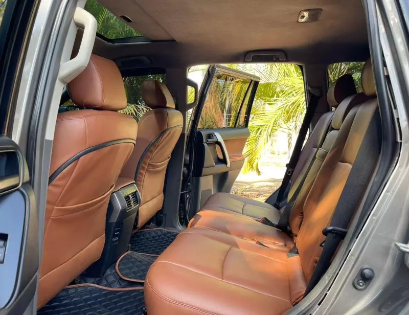 Toyota Land Cruiser   - 2012