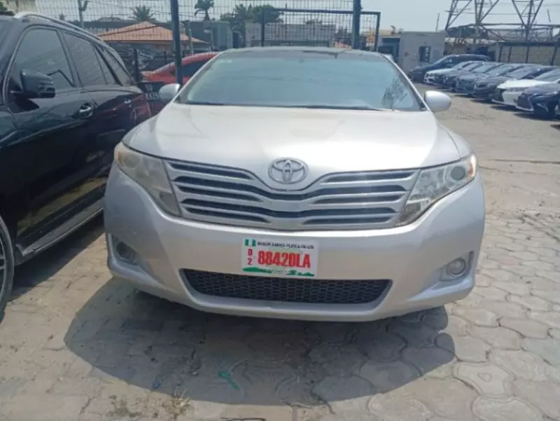 TOYOTA Venza   - 2011