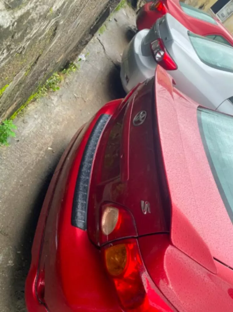 TOYOTA Corolla   - 2009