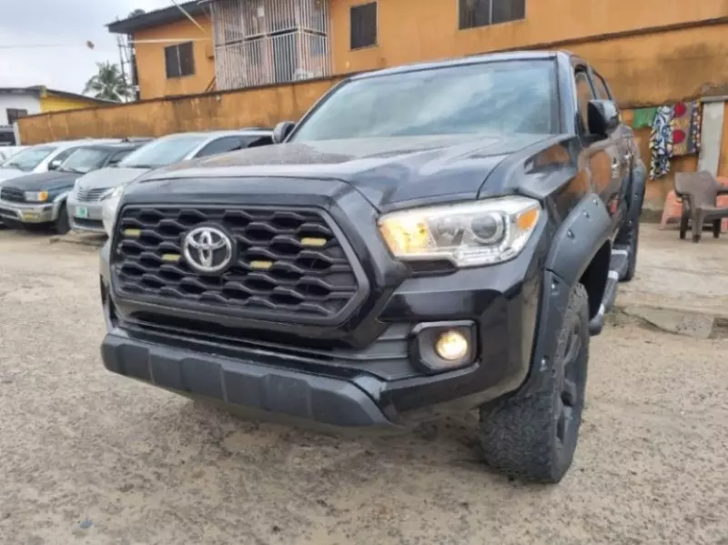 Toyota Tacoma   - 2013