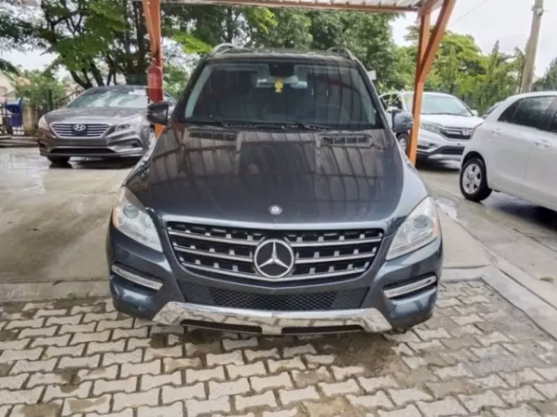 Mercedes-Benz ML-Class   - 2012
