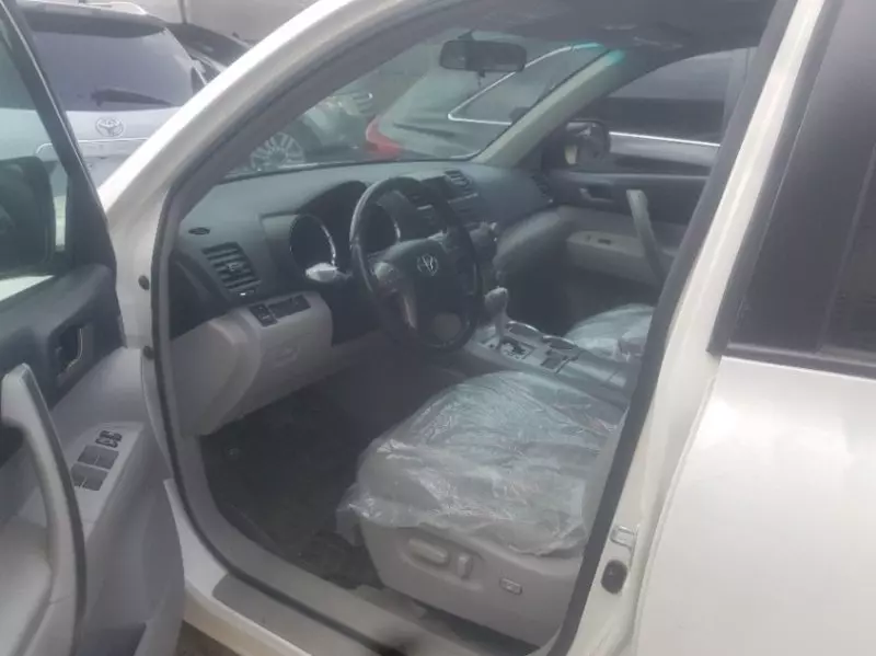 Toyota Highlander   - 2010