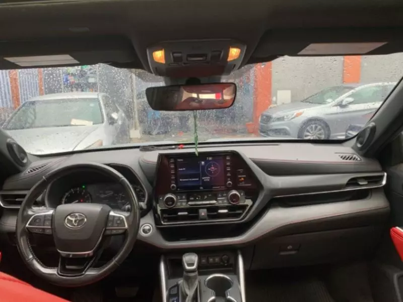 TOYOTA Highlander   - 2021