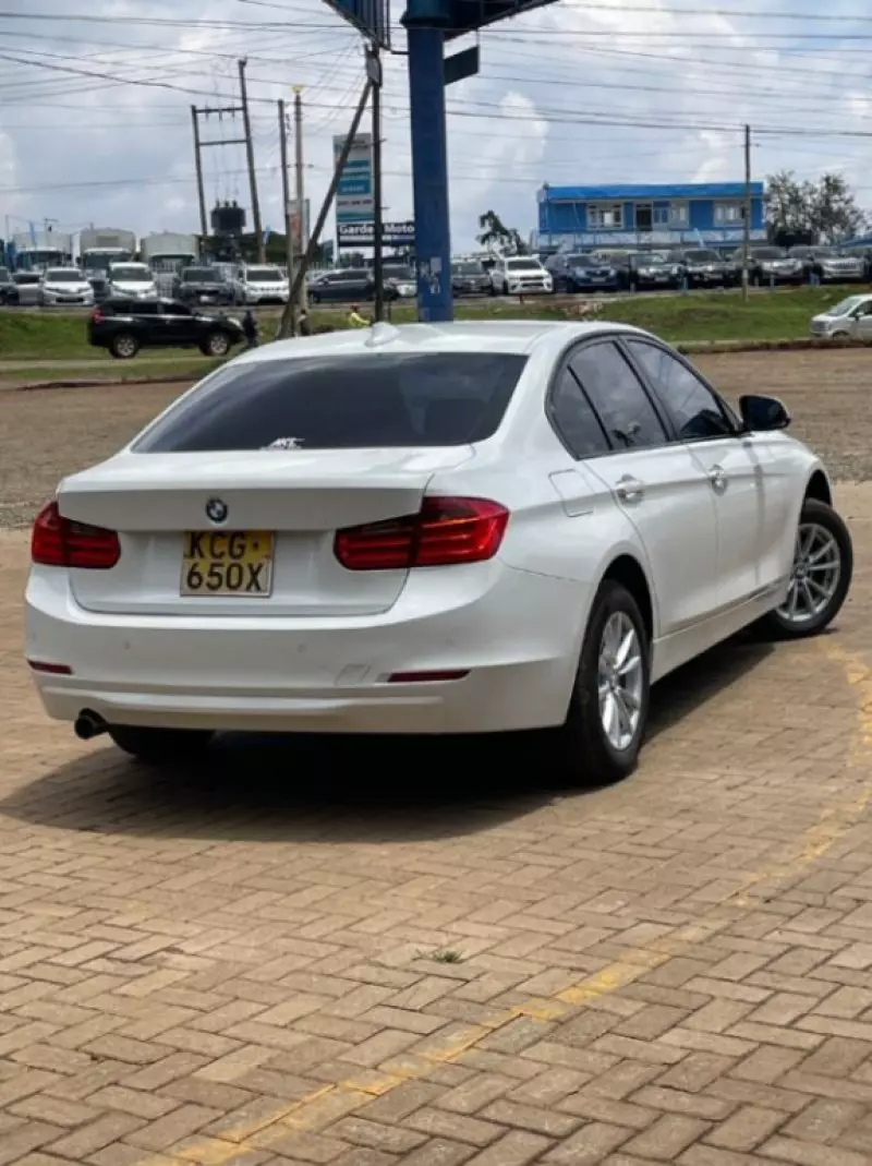 BMW 316   - 2013