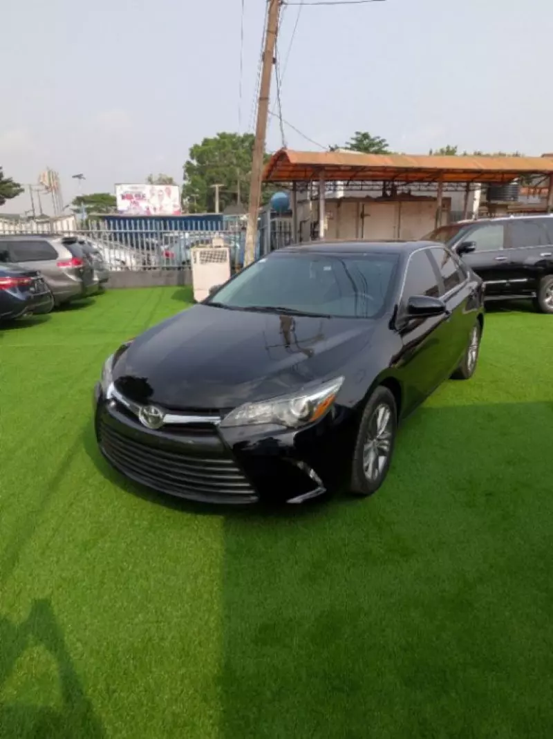 Toyota Camry   - 2015