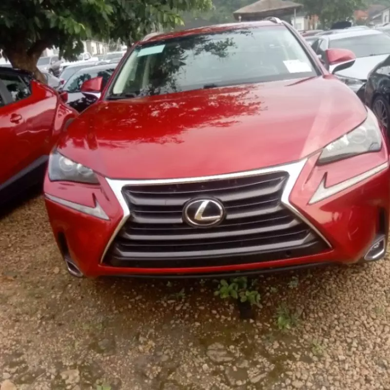 Lexus NX   - 2016