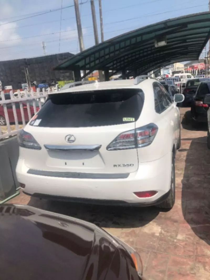 Lexus RX 350L - 2011
