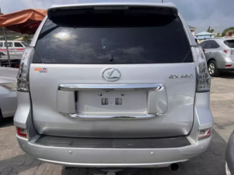 Lexus GX 460   - 2010