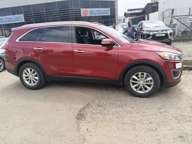 KIA Sorento   - 2016