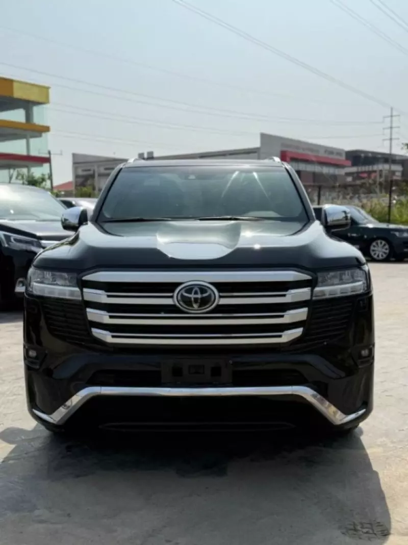Toyota Land Cruiser GXR   - 2021