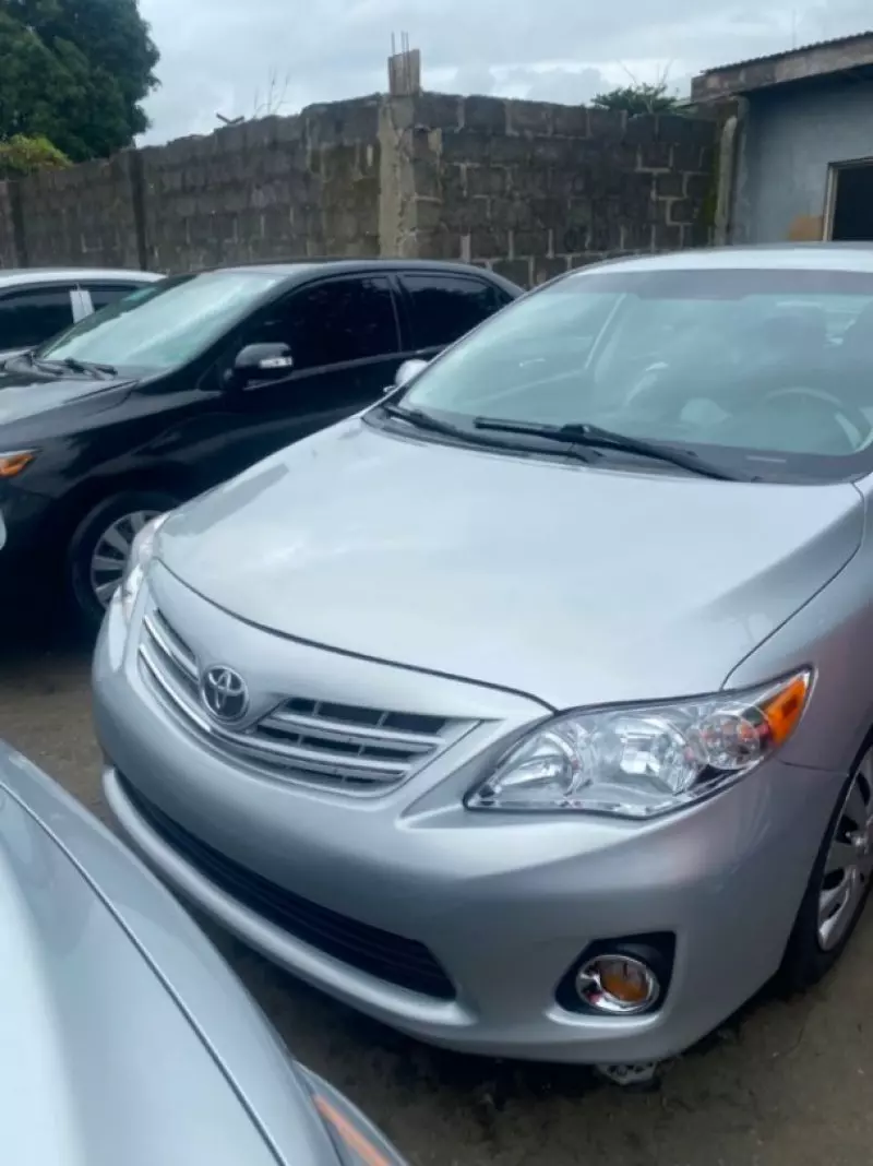 TOYOTA Corolla   - 2013